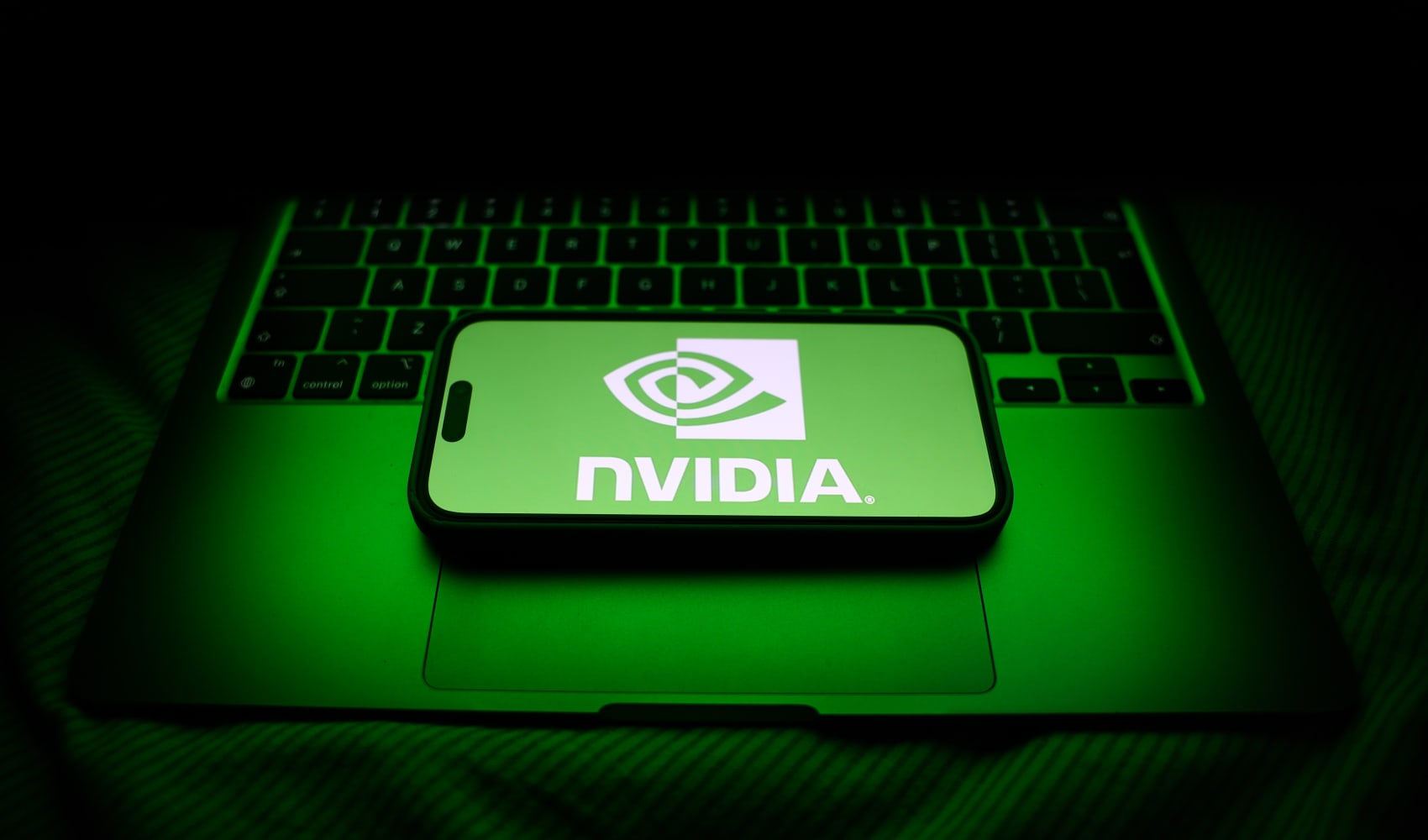 [CNBC] Nvidia turns positive for 2025, third ‘Magnificent 7’ member to do so as favored group regains groove